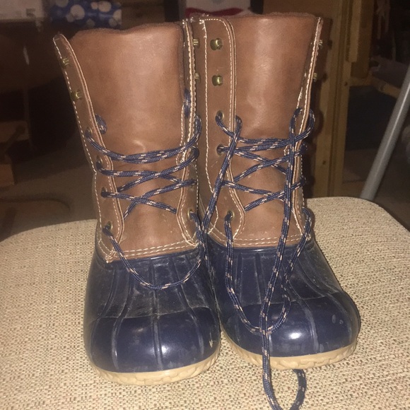 Boots - Picture 1 of 3